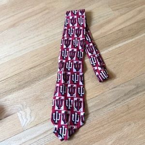 Merge Left Indiana University IU logo tie